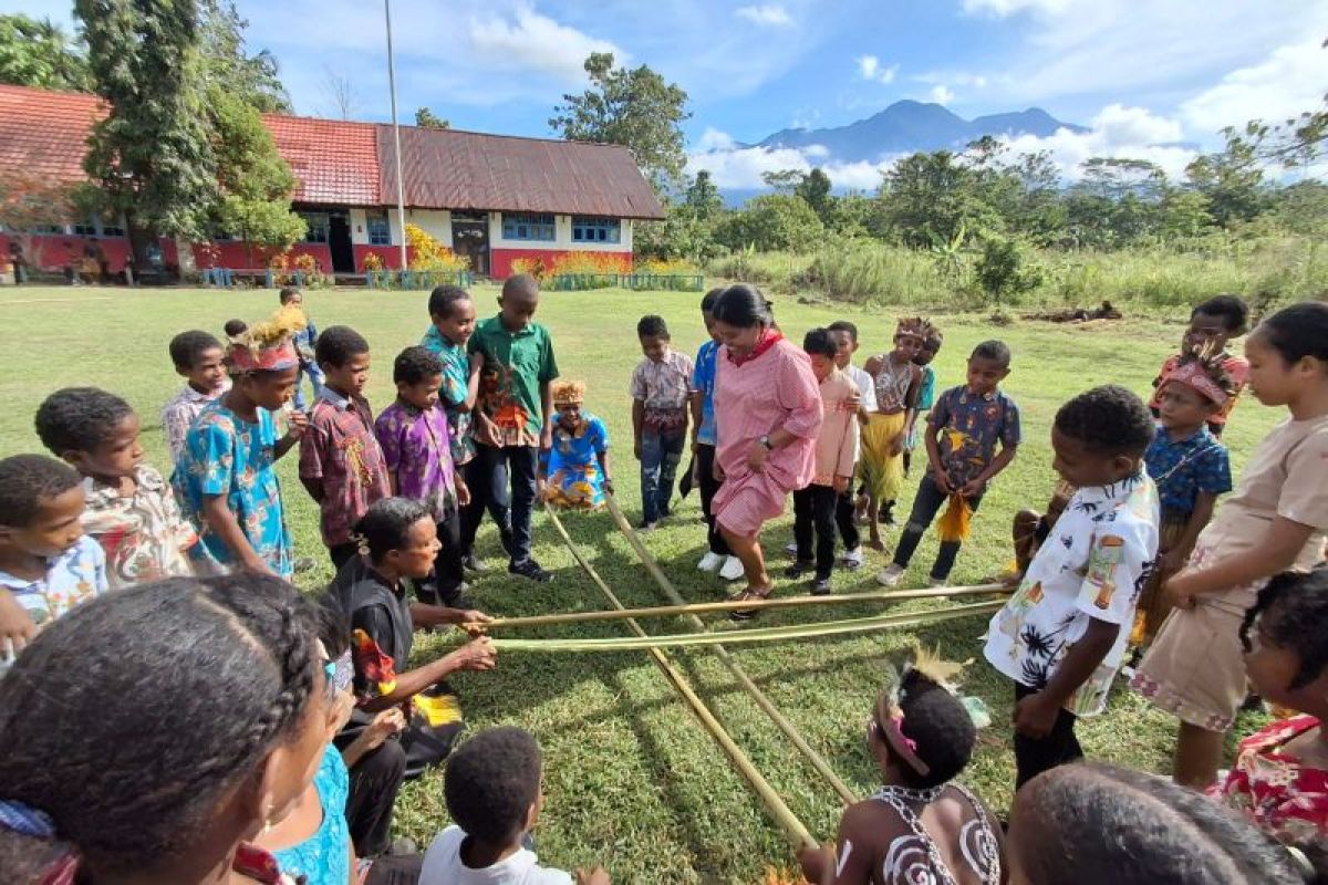 Kemendikdasmen apresiasi WVI memperkuat sekolah sehat di Papua