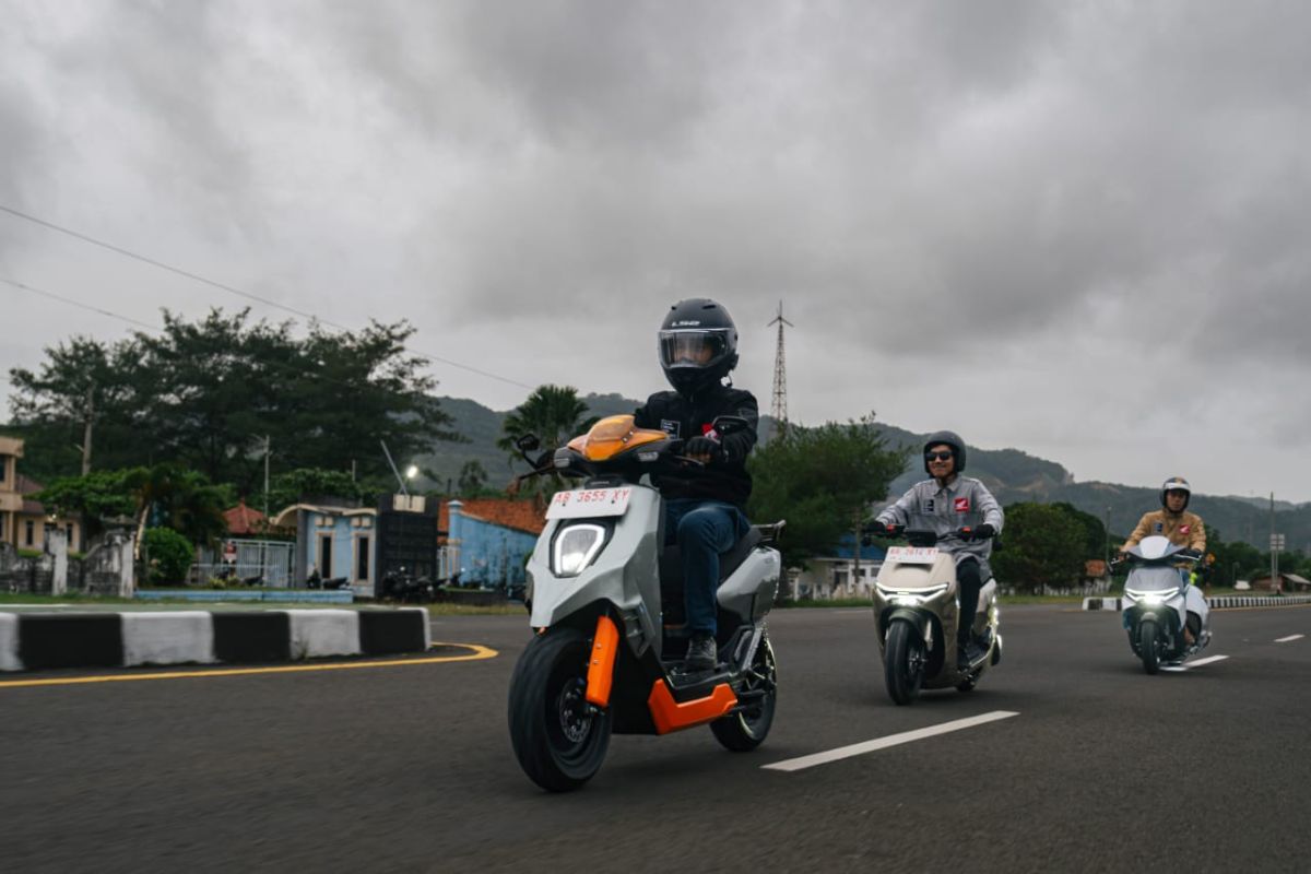 Tiga juara modifikasi hadirkan karya perdana pada motor listrik Honda