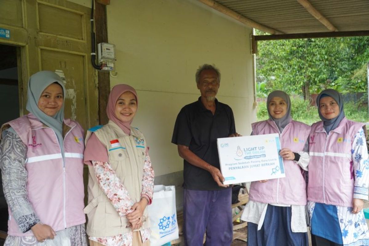 PLN UID Jateng DIY nyalakan harapan warga melalui program LUTD