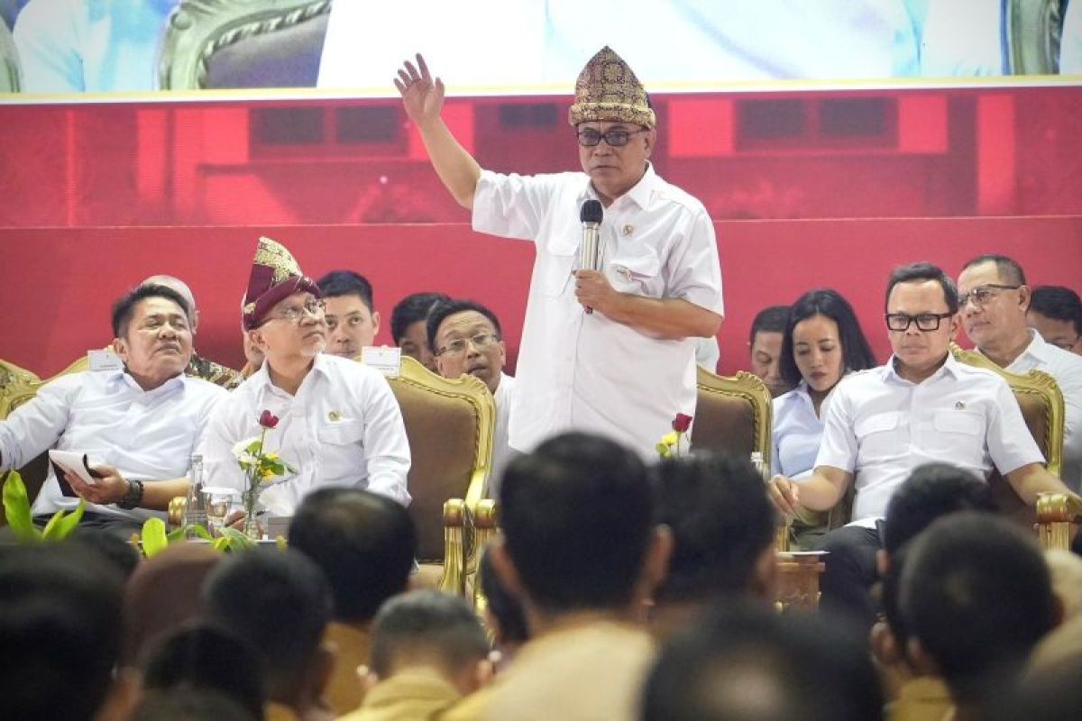 Menkop: Kopdes merah putih jadi penyalur barang yang disubsidi negara