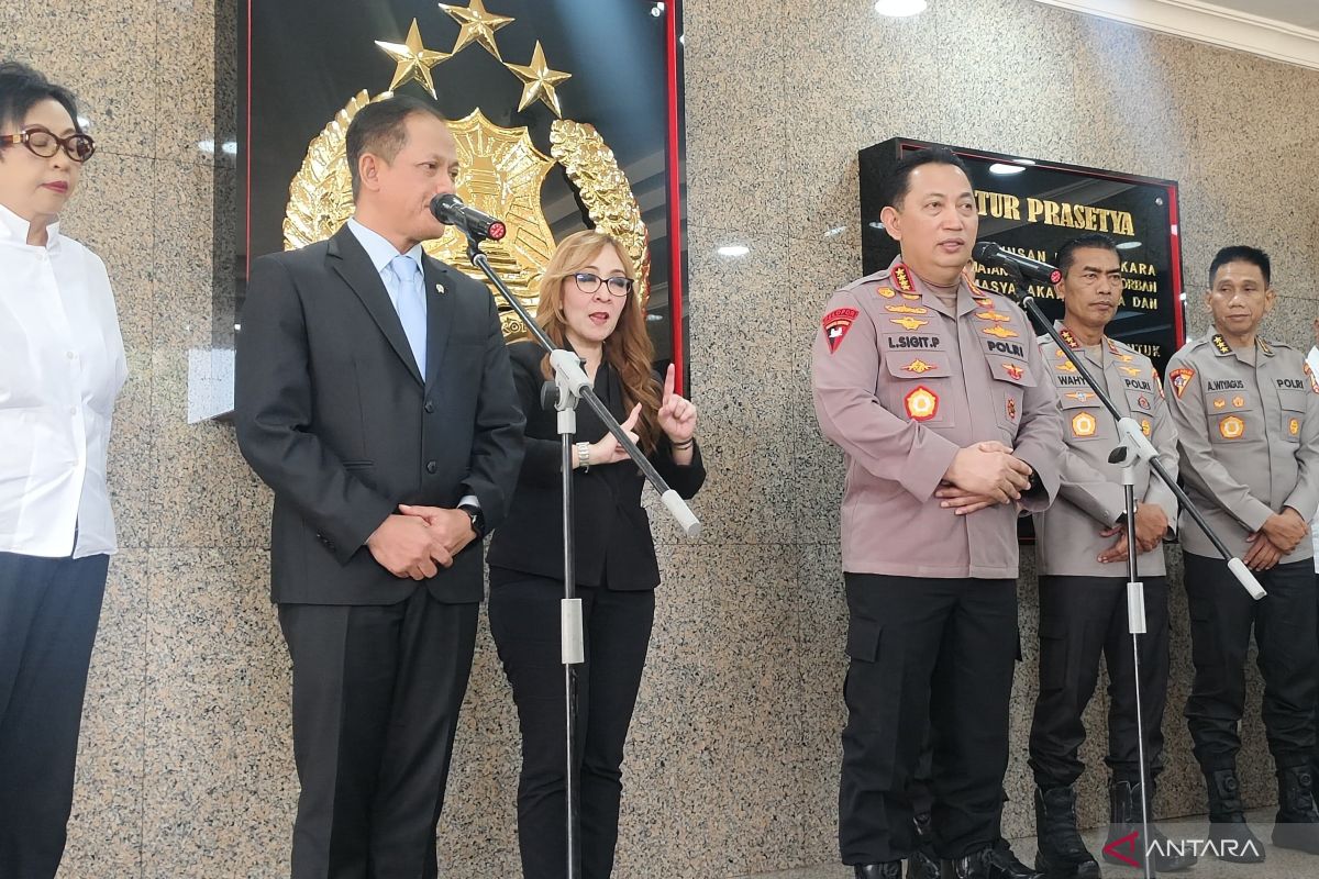 Police, government unite for environmental preservation efforts