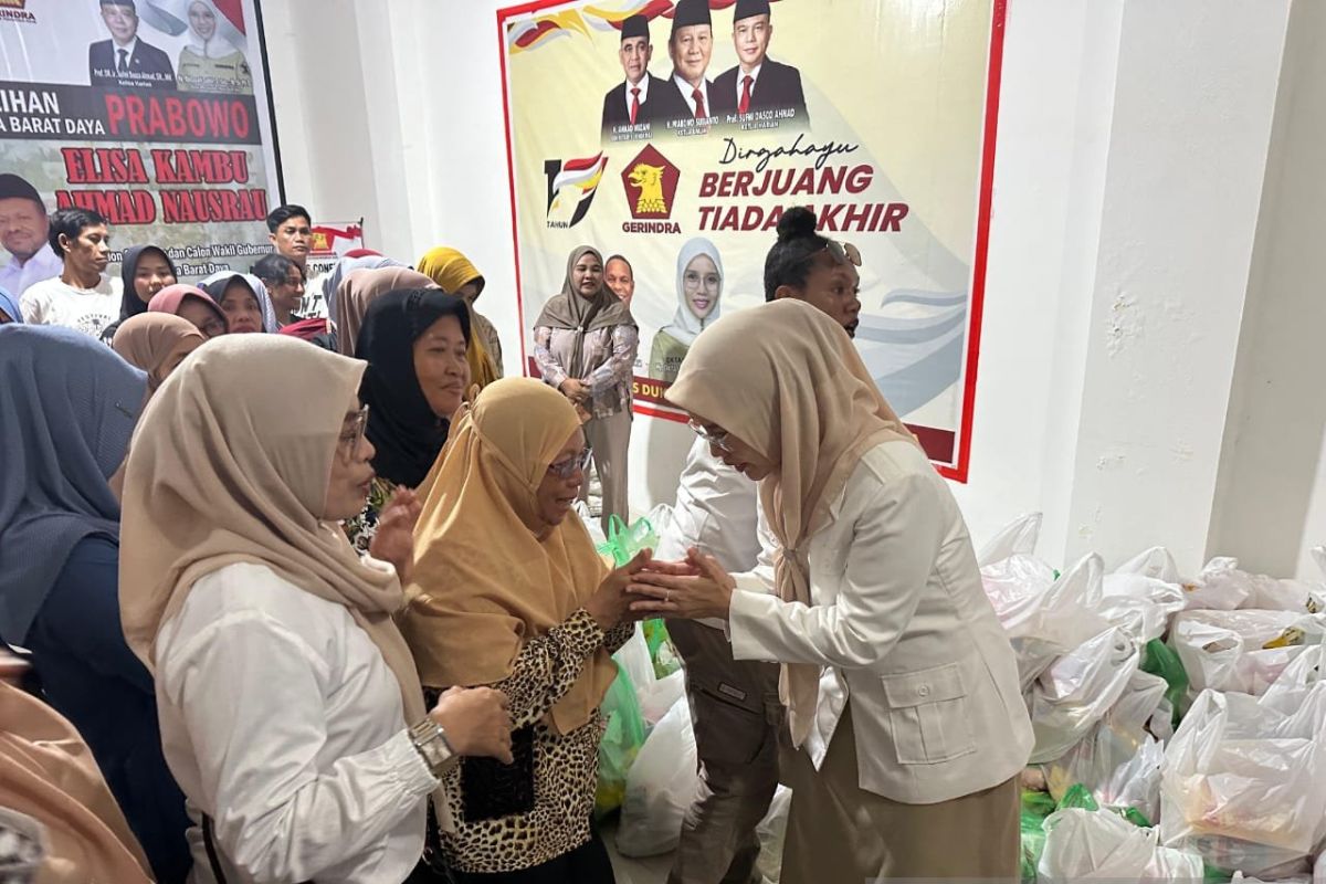 DPD Gerindra PBD salurkan 500 sembako dukung program Presiden