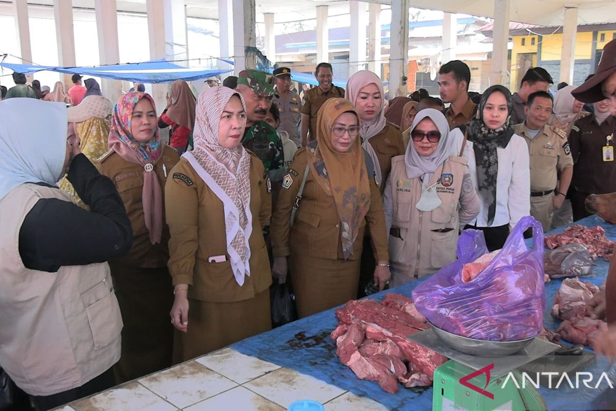 Pemkab Konsel gelar sidak ketersediaan bahan pangan jelang Idul Adha 2025