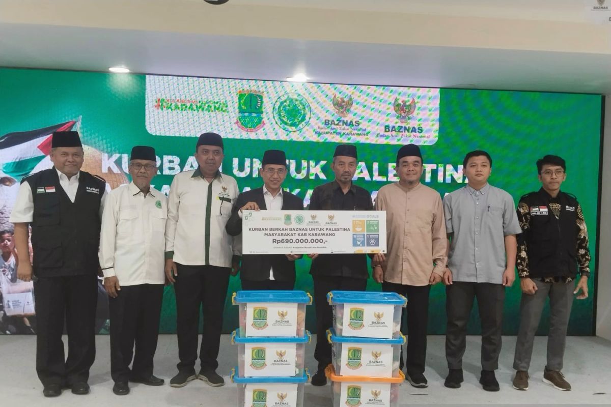 Baznas Karawang salurkan uang donasi untuk Palestina