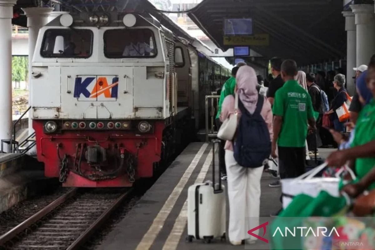 Daop 8 prediksi 152 ribu orang gunakan KA saat libur panjang
