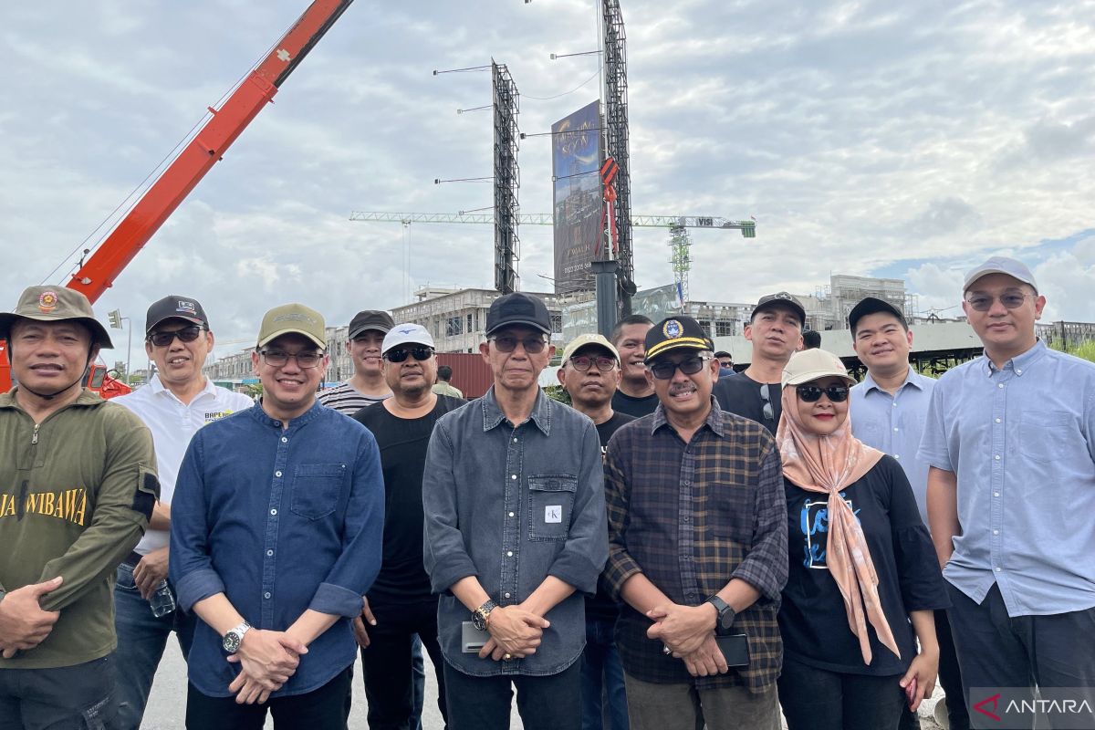 Pemkot Batam tertibkan 681 titik reklame