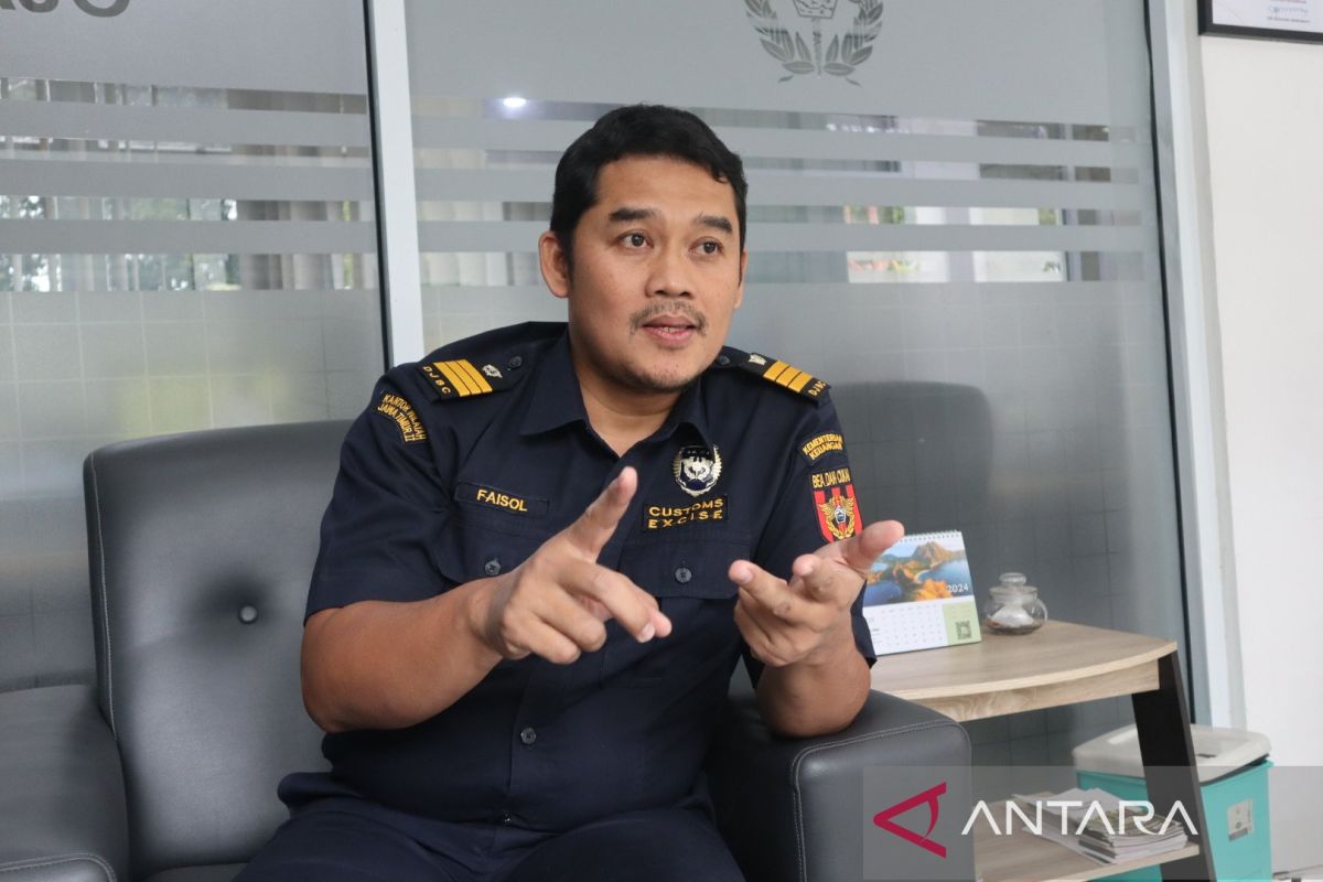 Bea Cukai Labuan Bajo teliti 80 ribu batang rokok diduga ilegal