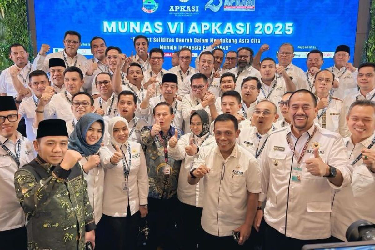 Bupati Sambas hadiri Munas VI APEKSI di Sulawesi Utara