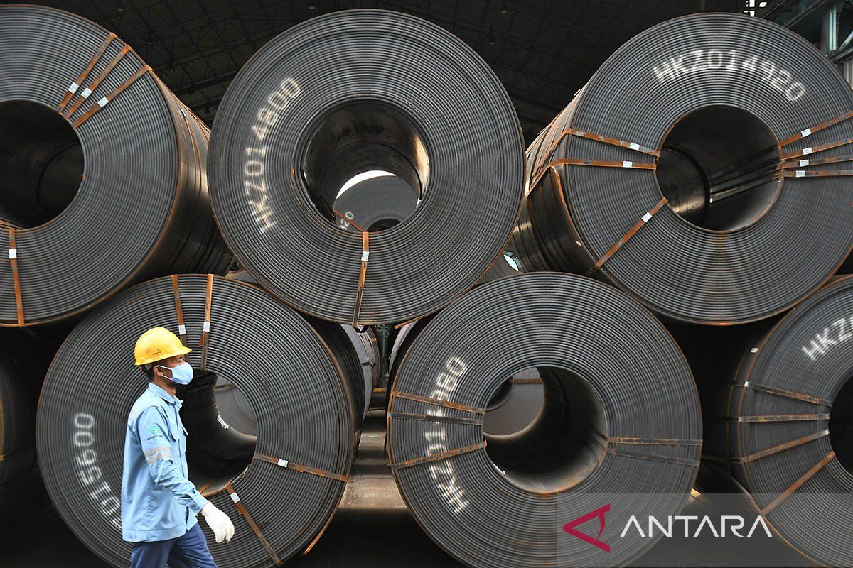 Kemenperin waspadai lonjakan impor baja hingga TPT akibat perang tarif