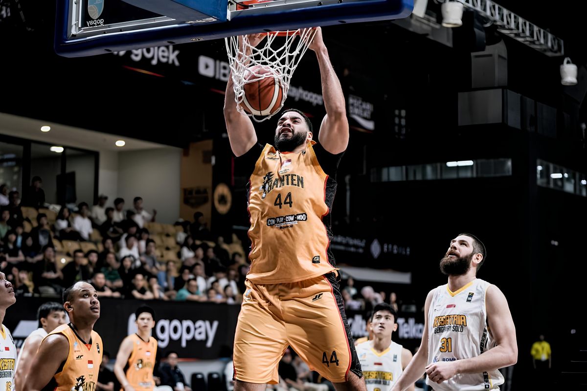 IBL 2025 - Dewa United betah di puncak klasemen
