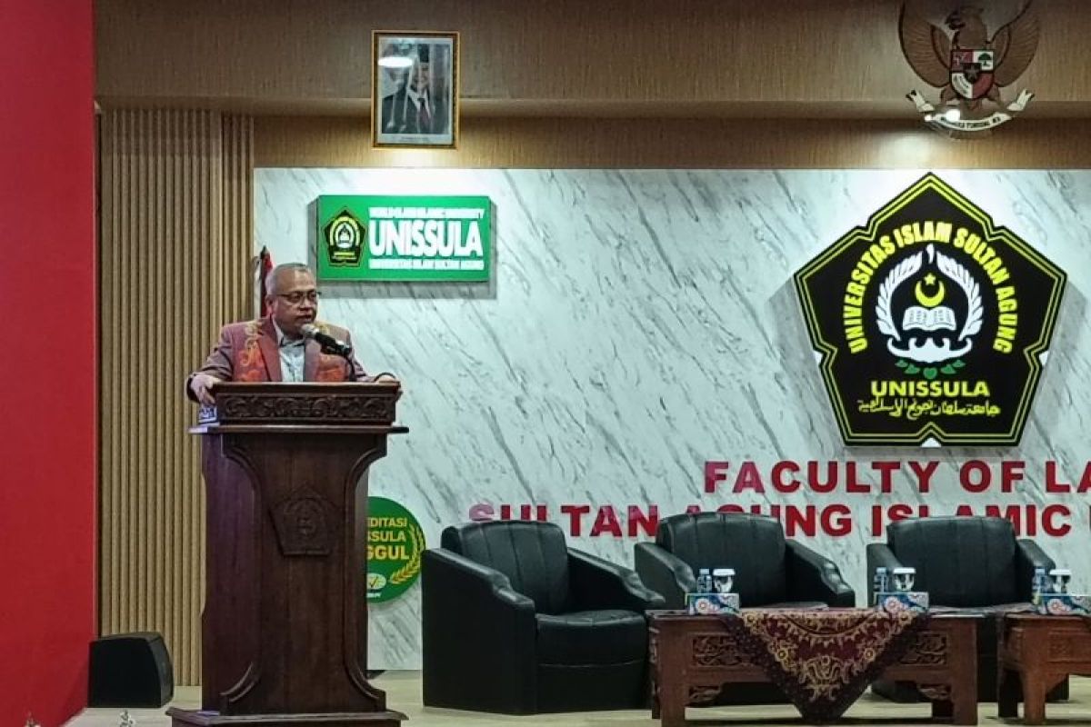 FH Unissula siapkan empat kelas internasional