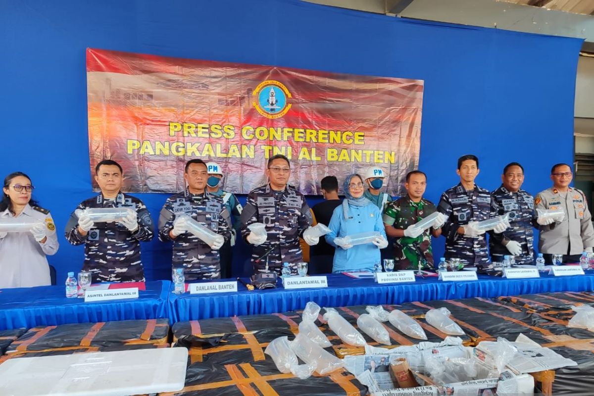TNI AL gagalkan penyelundupan benih lobster di Pelabuhan Merak