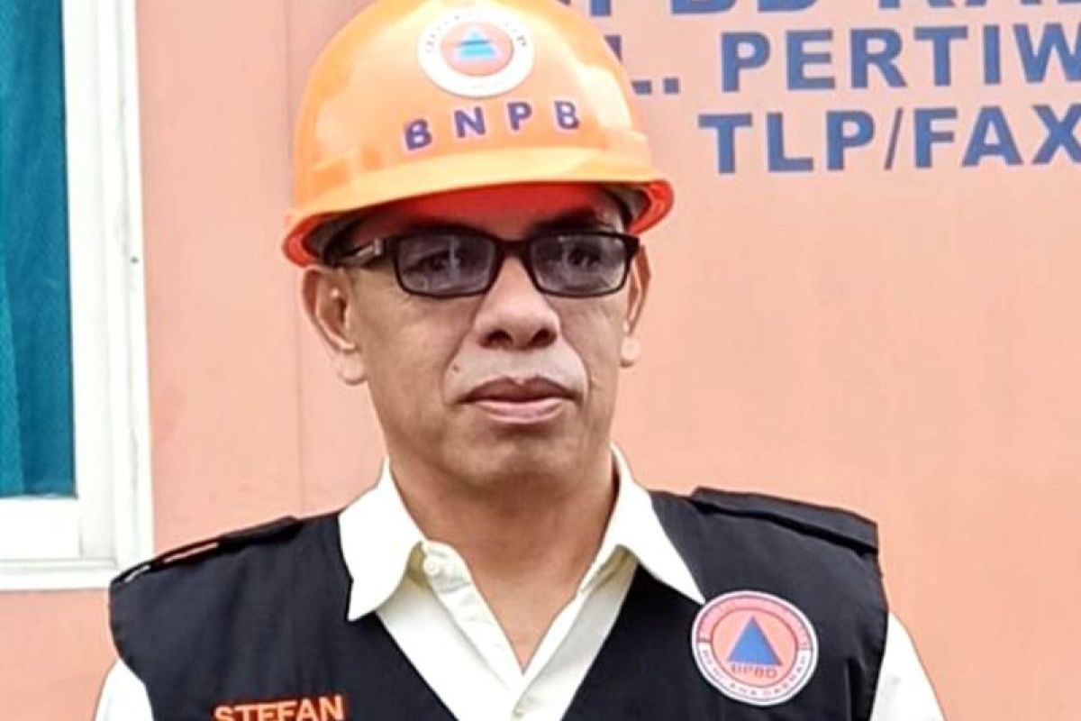 Pemkab Manggarai mengimbau warga Pulau Mules waspadai banjir rob