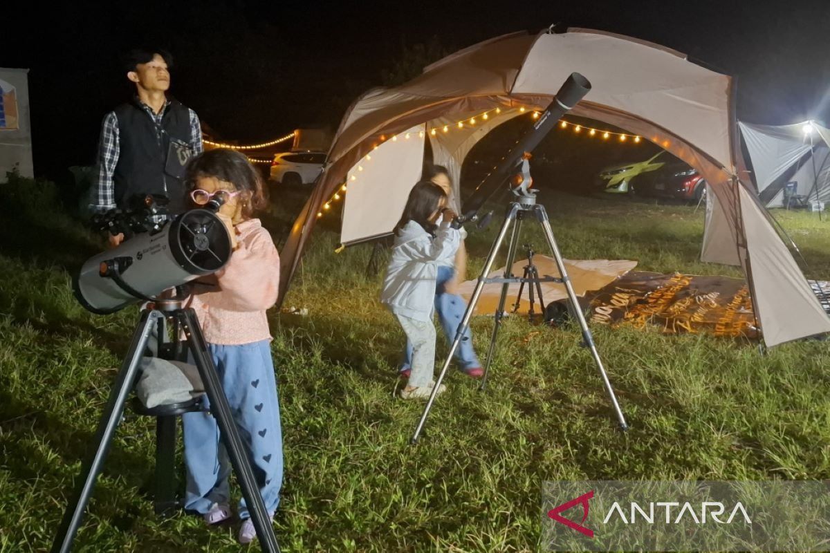 Penggiat wisata di Rejang Lebong Bengkulu kenalkan astrowisata pada masyarakat