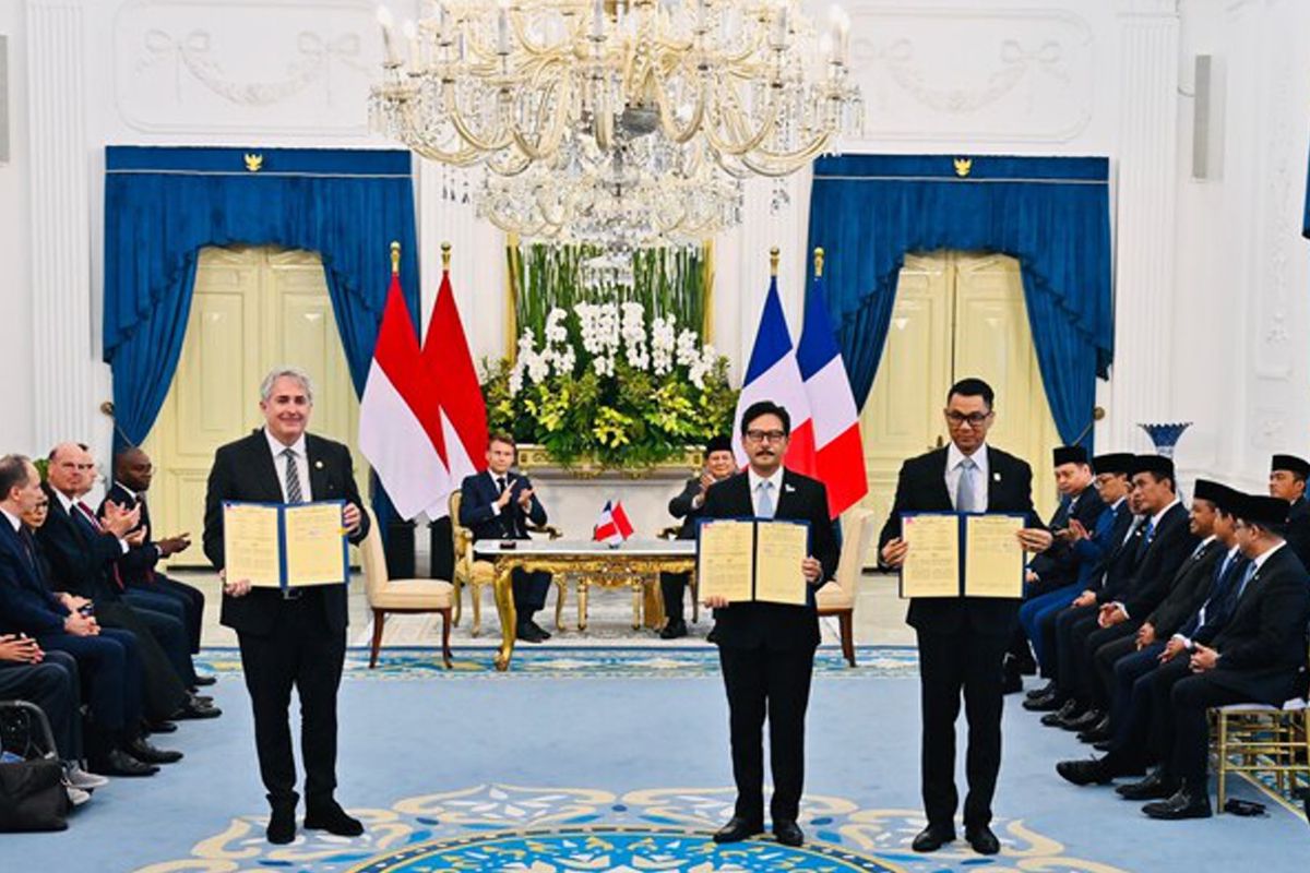 Witnessed by President Prabowo and President Macron, PT SMI Explores the Potential for Financial Support