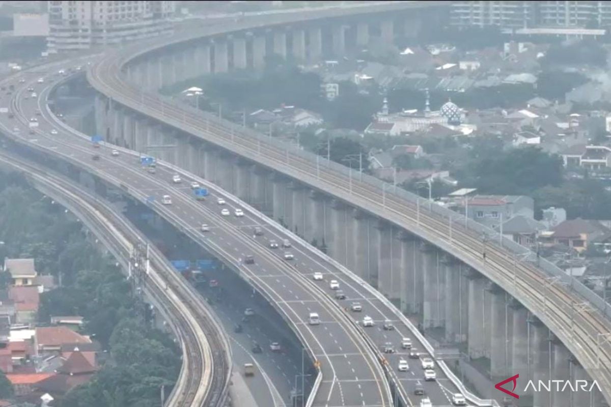 42.698 kendaraan kembali ke Jakarta melalui MBZ pada akhir libur panjang