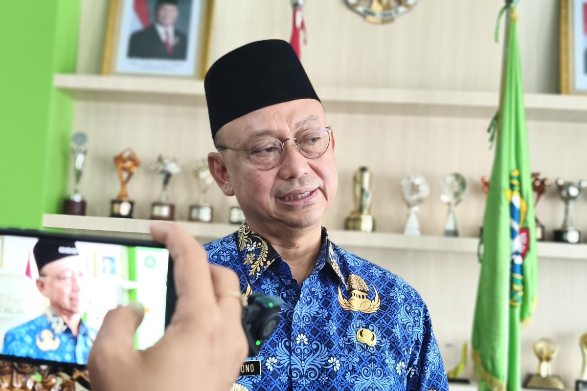 Wali Kota Pontianak evaluasi layanan publik targetkan akta Dukcapil selesai sehari