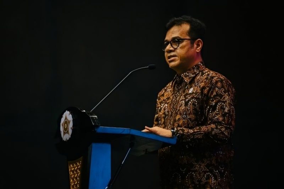 Wamenkomdigi ajak media angkat narasi berbasis solusi pada pemberitaan