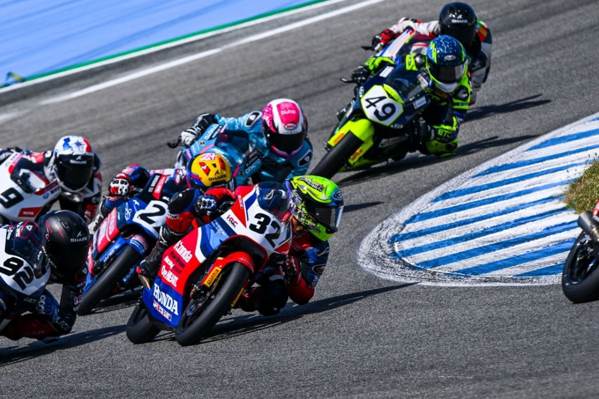 Tampil luar biasa, pebalap binaan Astra Honda melesat di FIM juniorGP Jerez