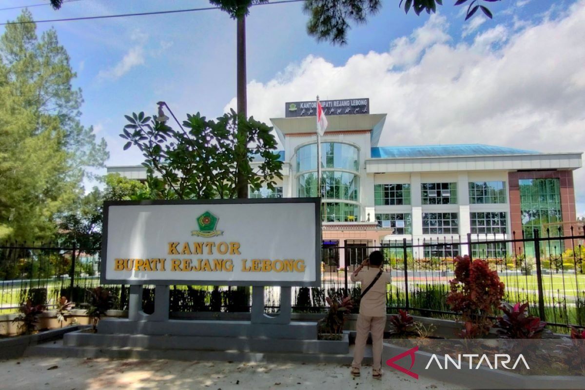 Pemkab Rejang Lebong anggarkan bayar gaji ke-13 sebesar Rp24 miliar
