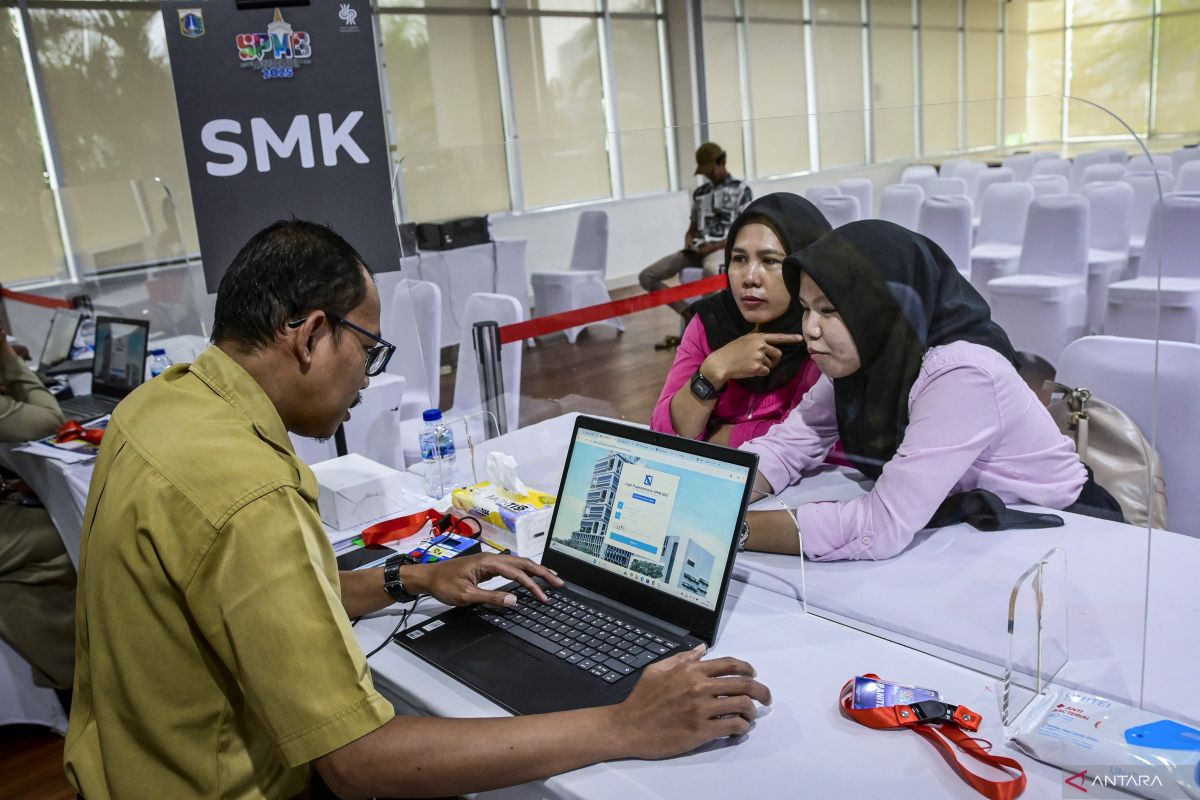 SPMB Jateng 2025 resmi dibuka: Ini kuota & jalur pendaftaran SMA & SMK