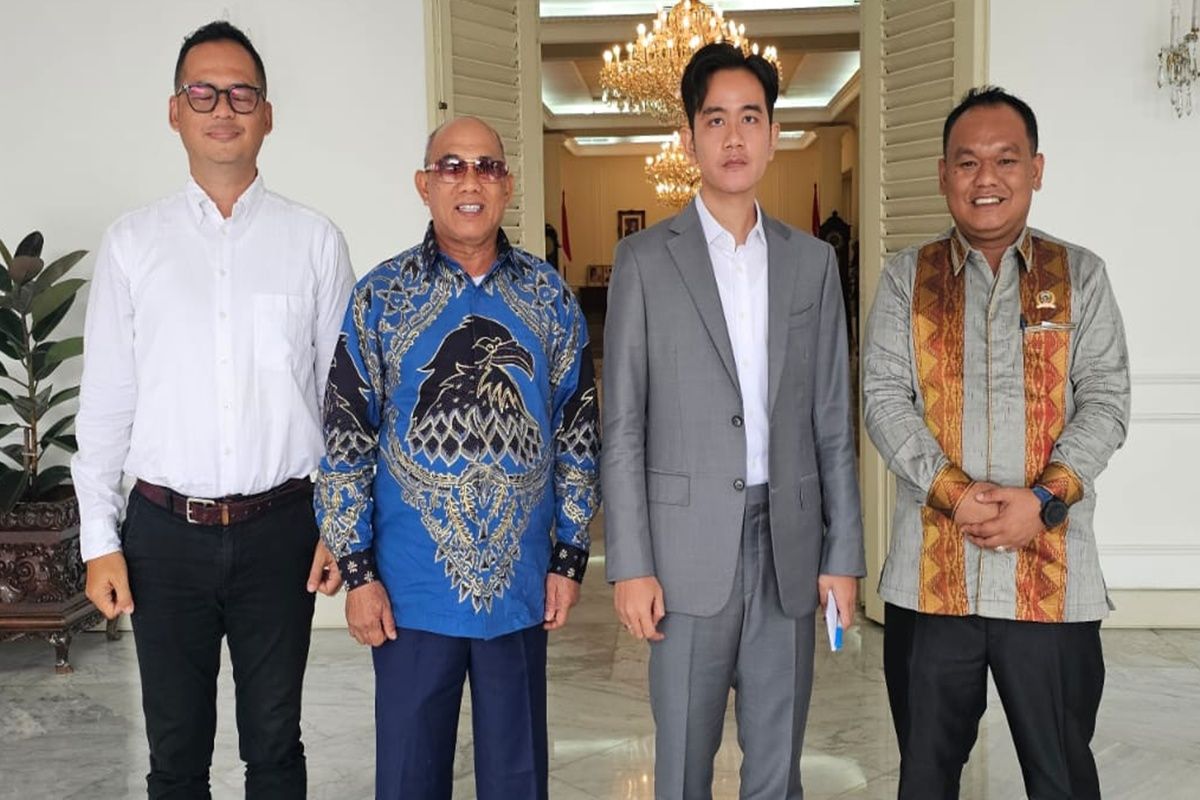 Kotabaru Regent meets Vice President to discuss Mekar Putih SEZ