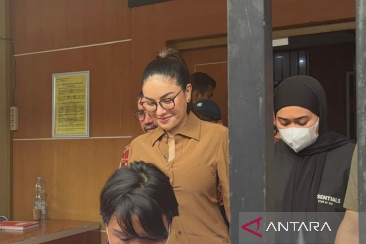 Berkas perkara Nikita Mirzani dilimpahkan ke Kejaksaan