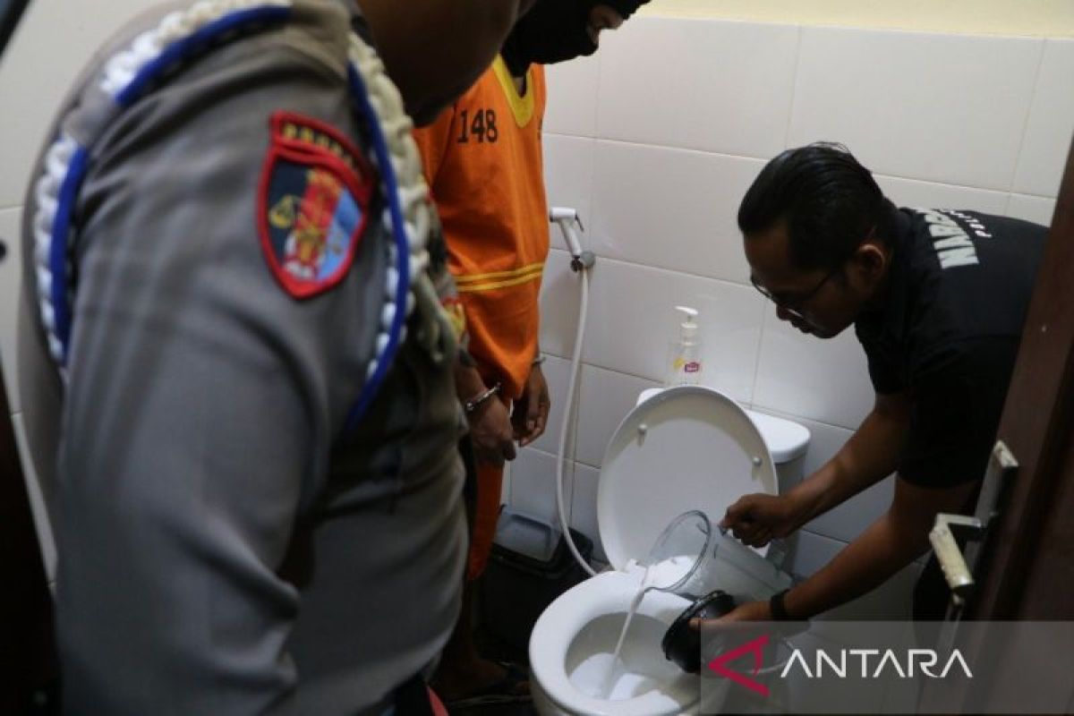 Polda Kaltim musnahkan barang bukti sabu hampir 1 kilogram