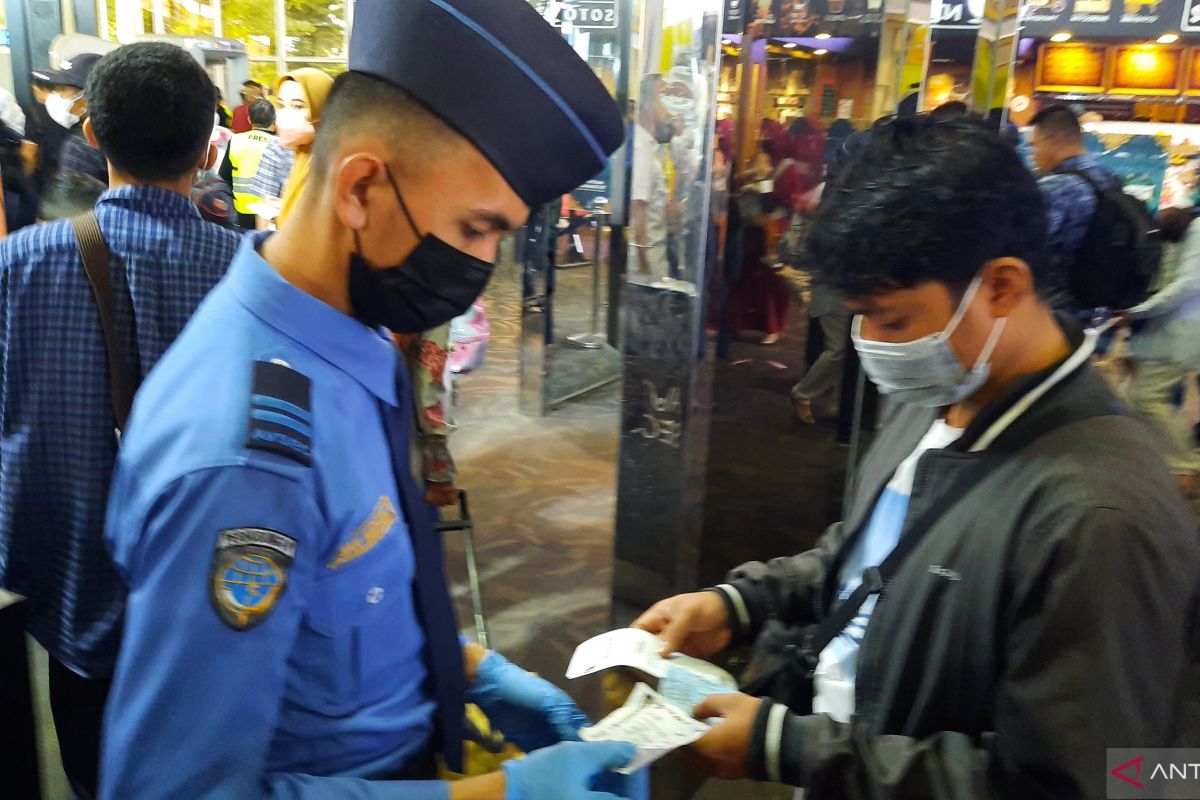 Bandara Soekarno Hatta perkuat pengawasan pelaku perjalanan udara