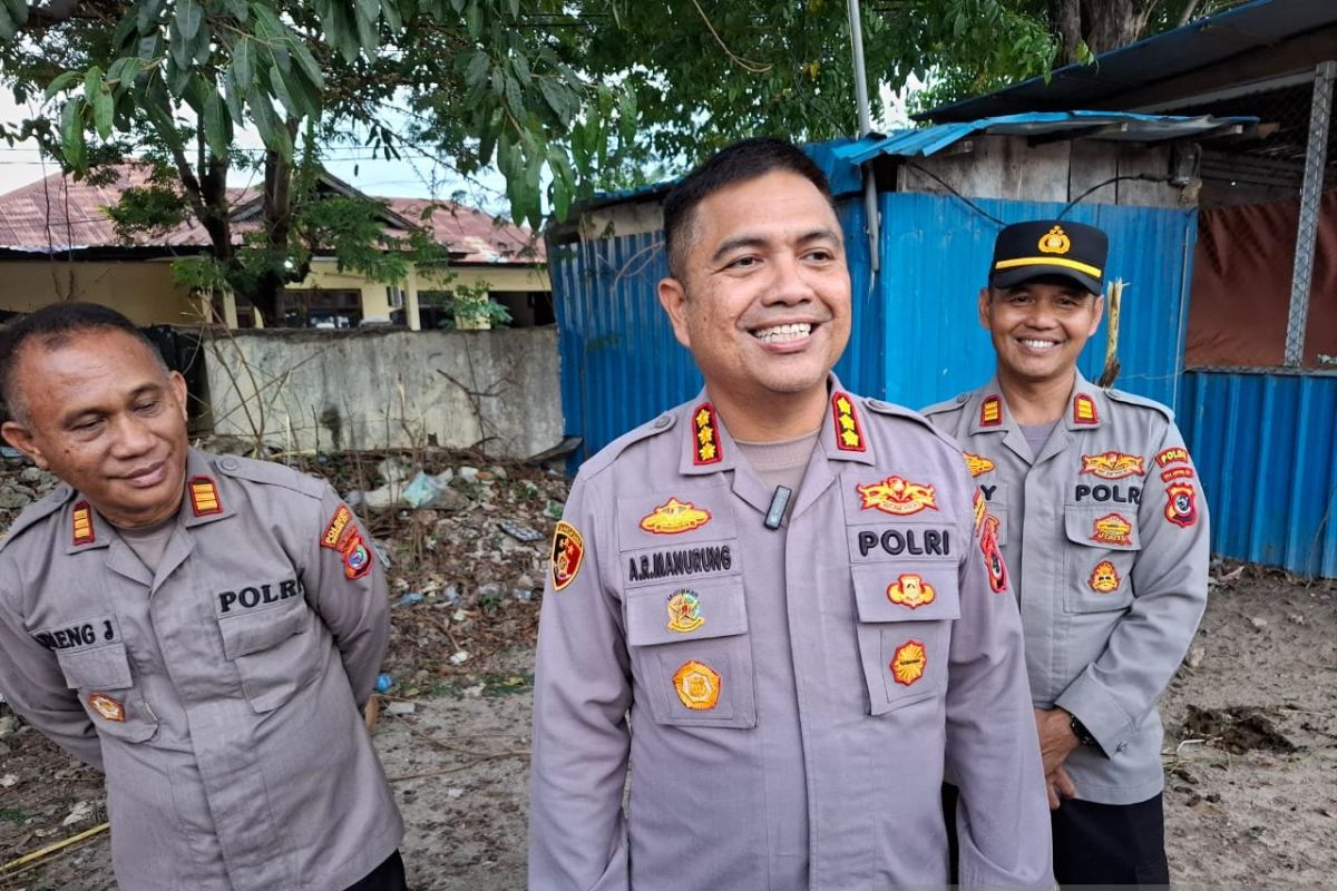 Polresta Kupang Kota menggelar nobar Indonesia-China