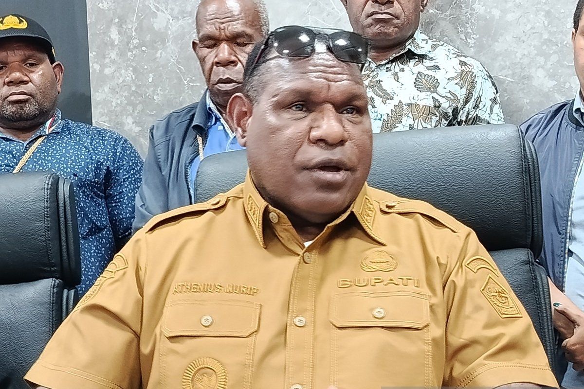 Bupati Jayawijaya: Kepala kampung awasi wilayah ciptakan kedamaian