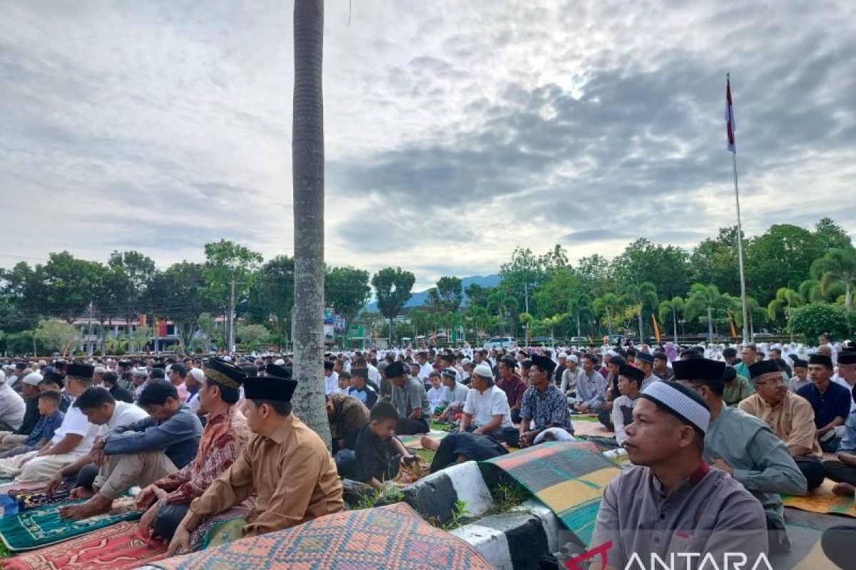 Wabup Agam: Idul Adha momentum hidupkan nilai pengorbanan dan keikhlasan