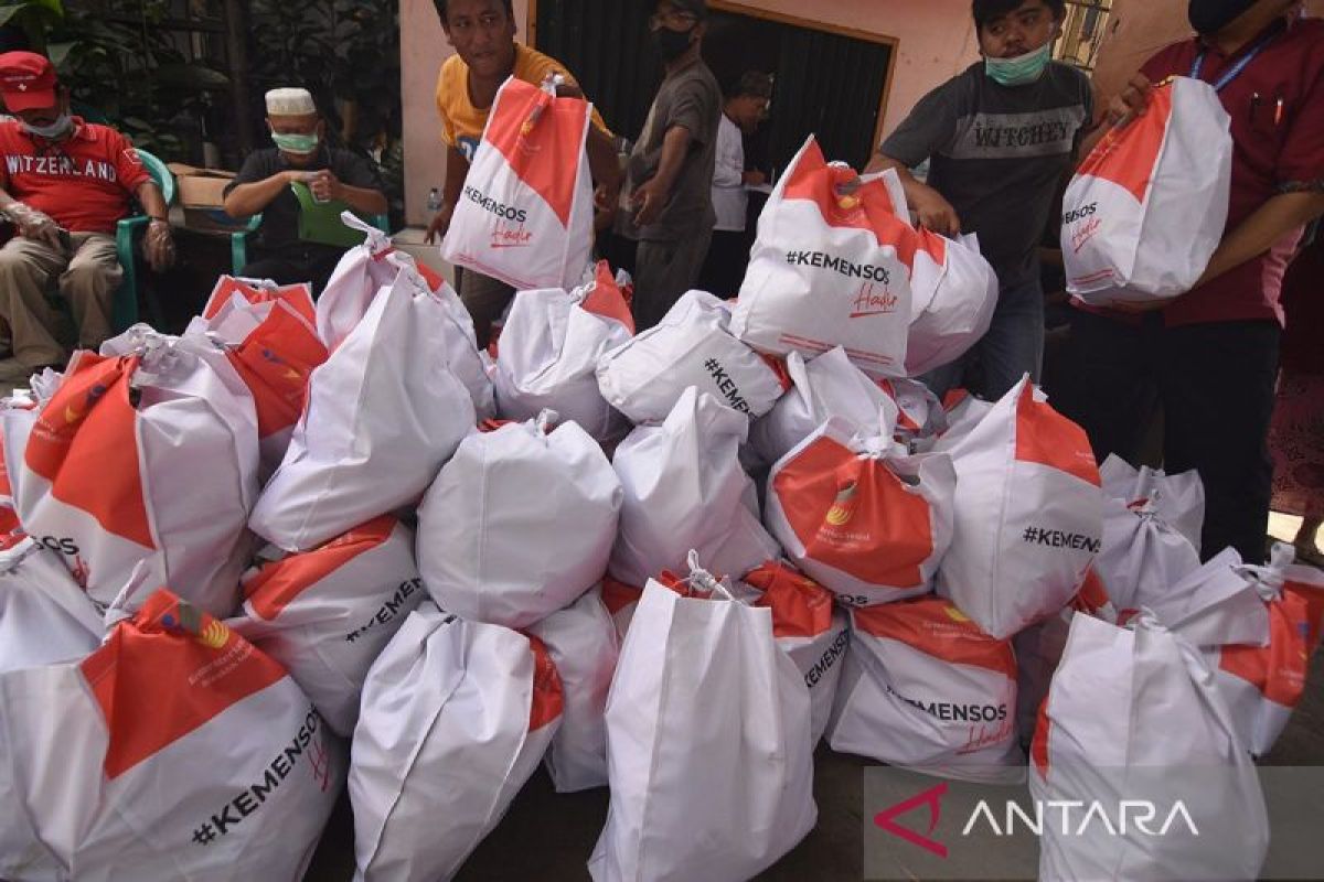 KPK mendalami harga dasar bansos Presiden pada masa Covid-19