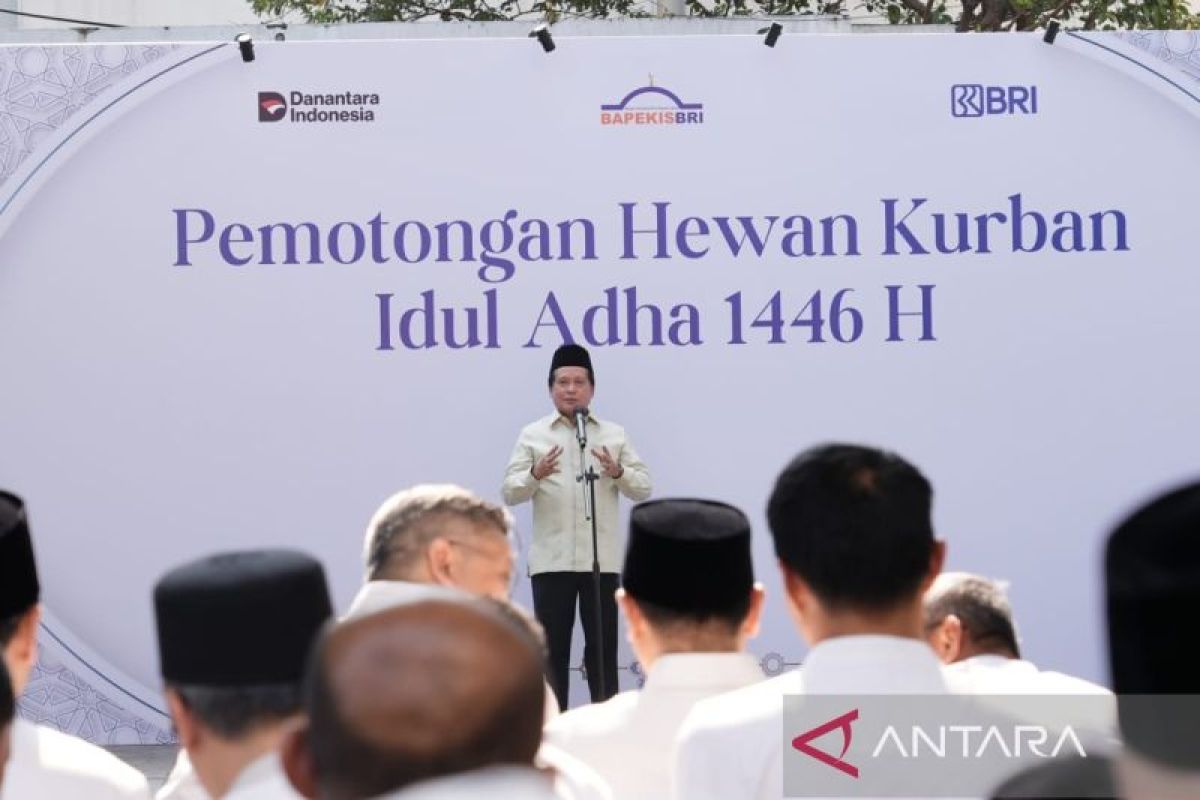 Bapekis dan Karyawan BRI Salurkan 961 Hewan Kurban untuk Masyarakat