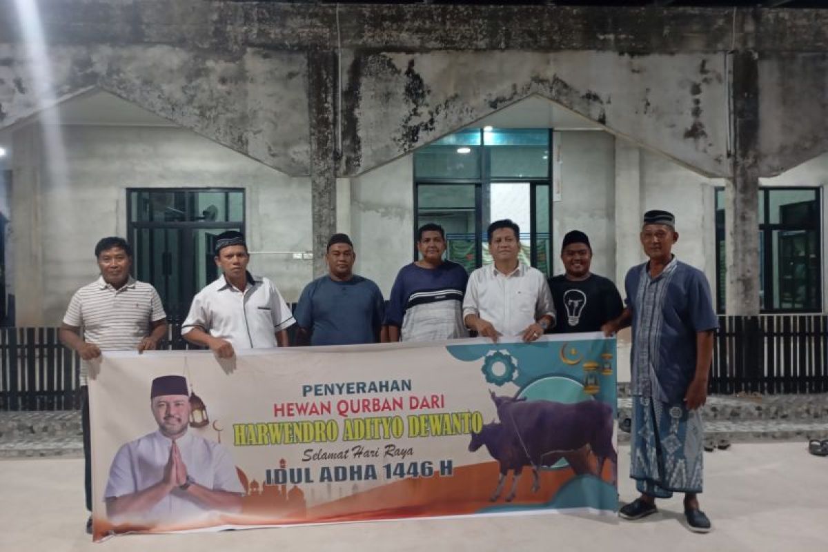 Bau wangi muncul saat penyembelihan sapi kurban ponakan presiden di Belitung