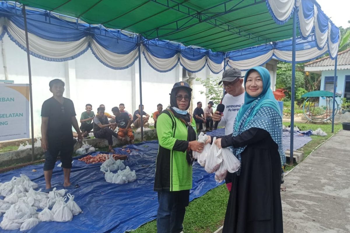 BKKBN Sumsel bagikan hewan kurban ke keluarga berisiko stunting