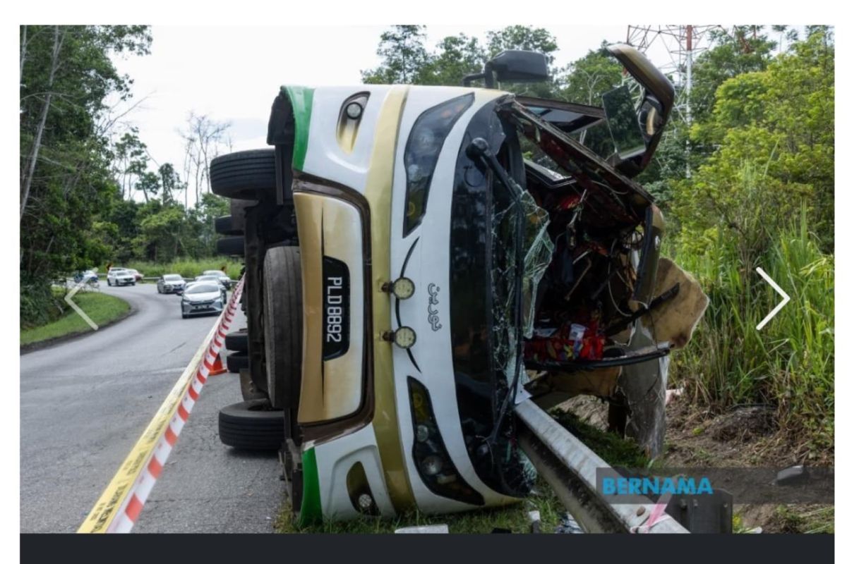 Bus mahasiswa di Malaysia alami kecelakaan, 15 orang dilaporkan tewas