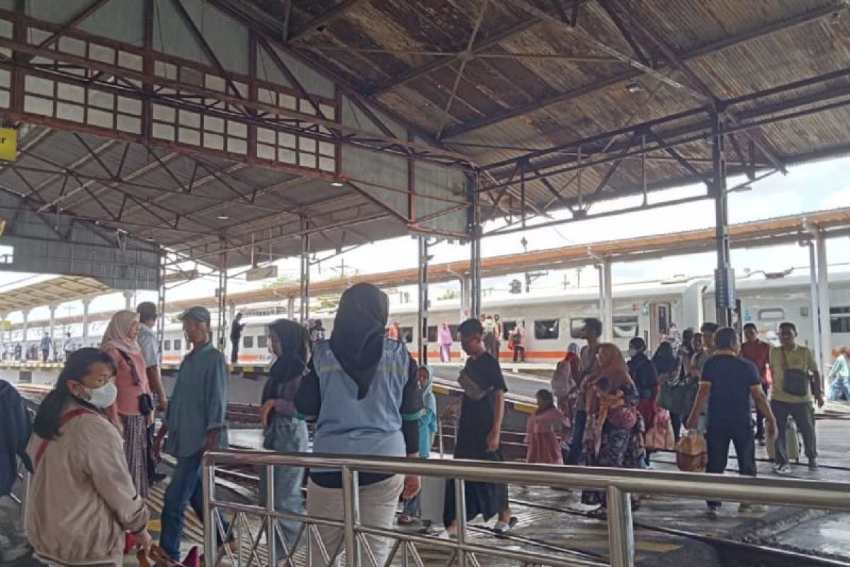 Daop Madiun catat 81.911 pelanggan gunakan KA saat libur Idul Adha
