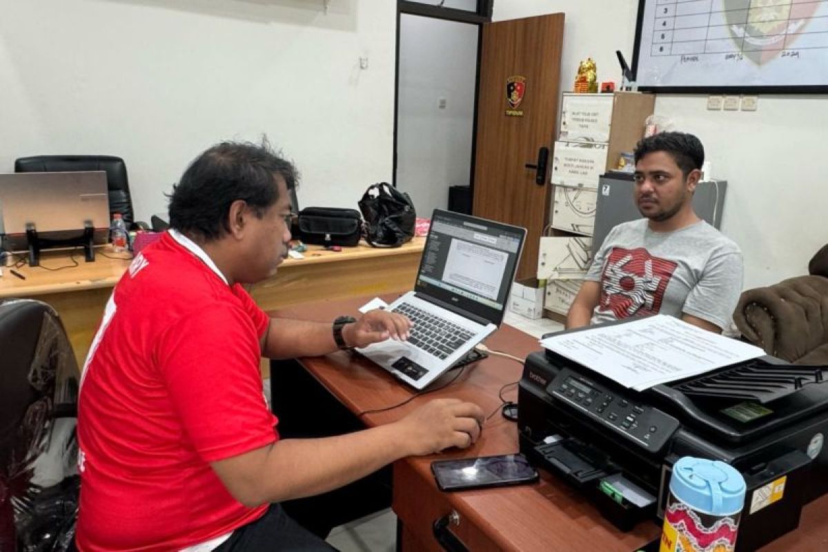 Akibat cekcok, tetangga tikam pria hingga terluka parah di Tapin