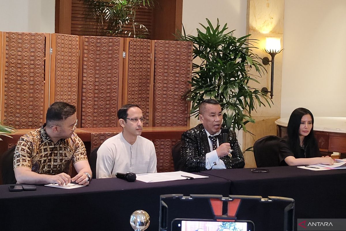Hotman Paris bantah Nadiem Makarim masuk DPO