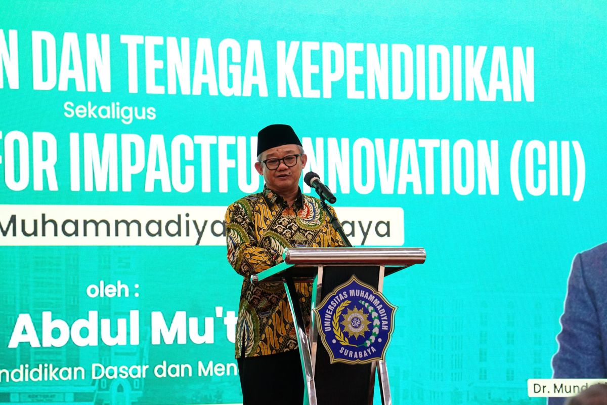 Mendikdasmen resmikan CII Edukasi Digital UM Surabaya