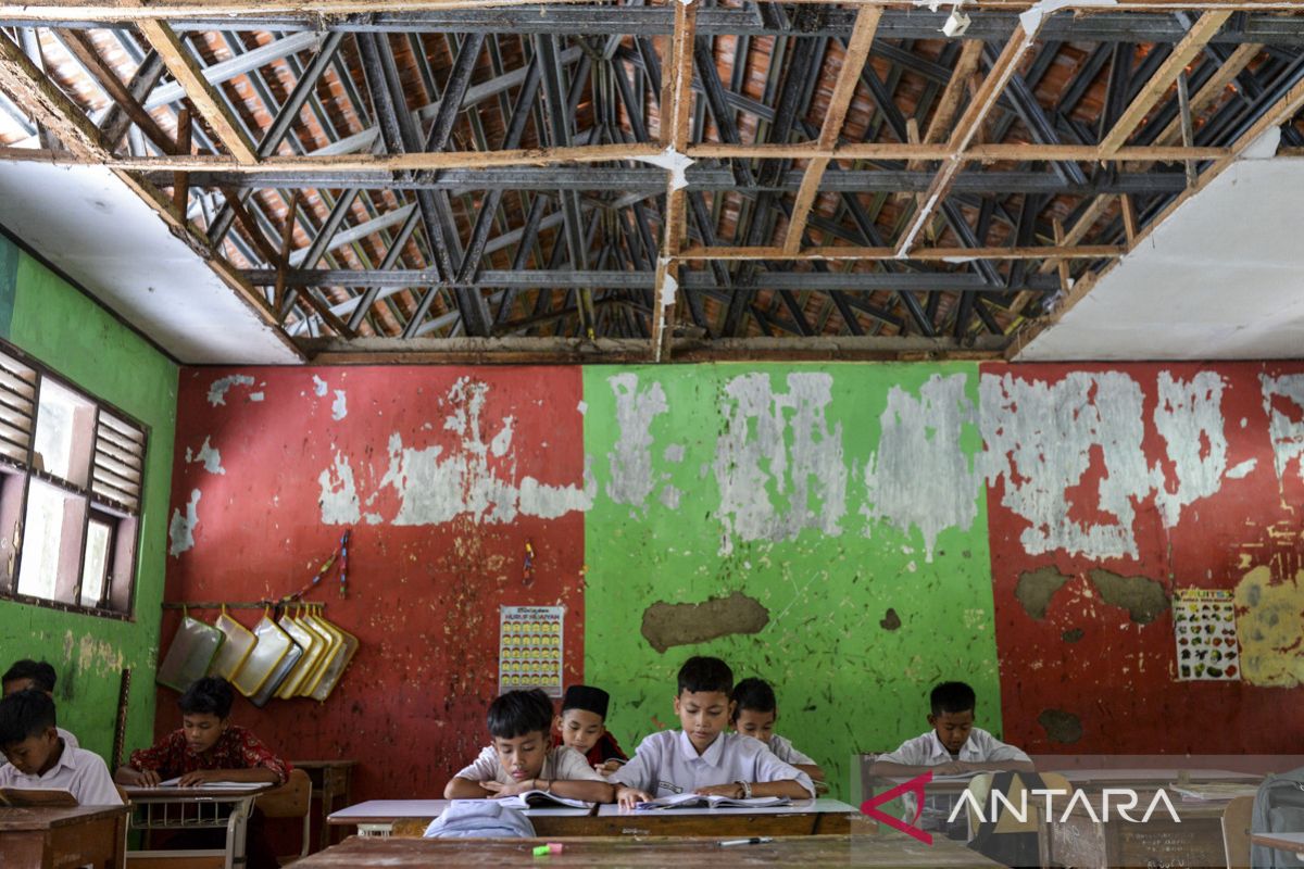 Sekolah rusak di Kabupaten Serang