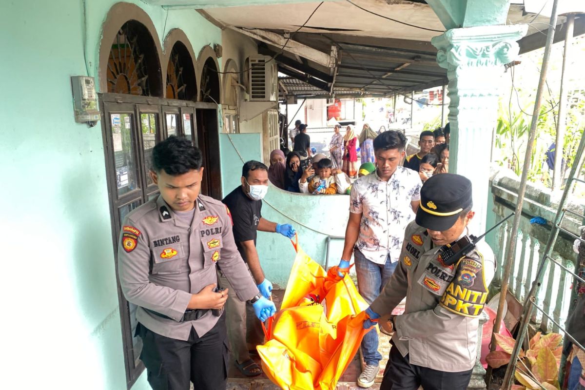Penemuan mayat wanita lansia bikin heboh warga Rawang Padang Selatan