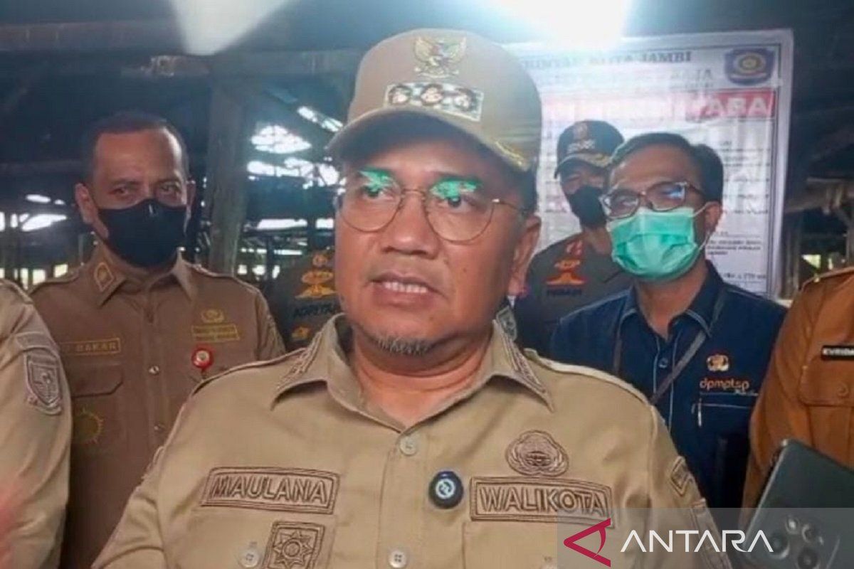 Pemkot Jambi tutup  peternakan babi tanpa izin