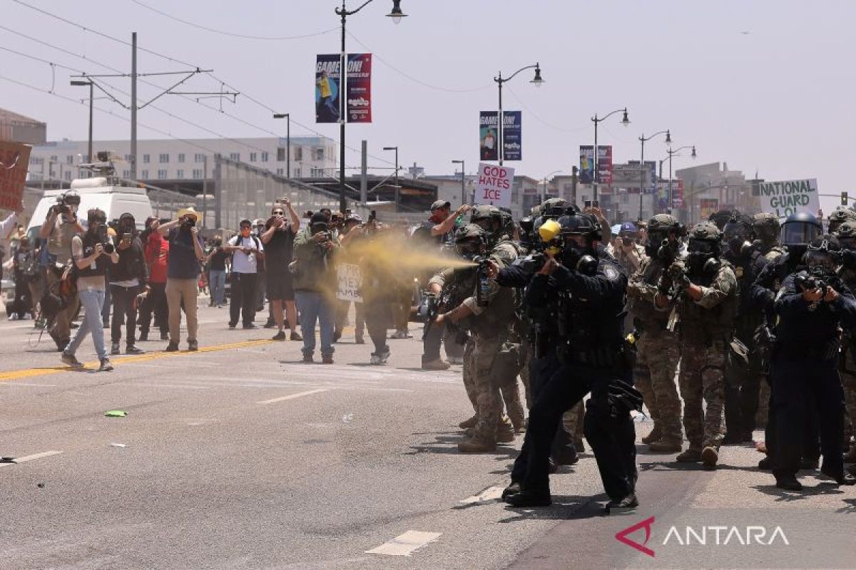 700 personel marinir dikerahkan ke Los Angeles di tengah aksi protes
