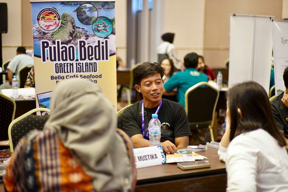 Pelaku wisata Malaysia jelajahi destinasi Banyuwangi