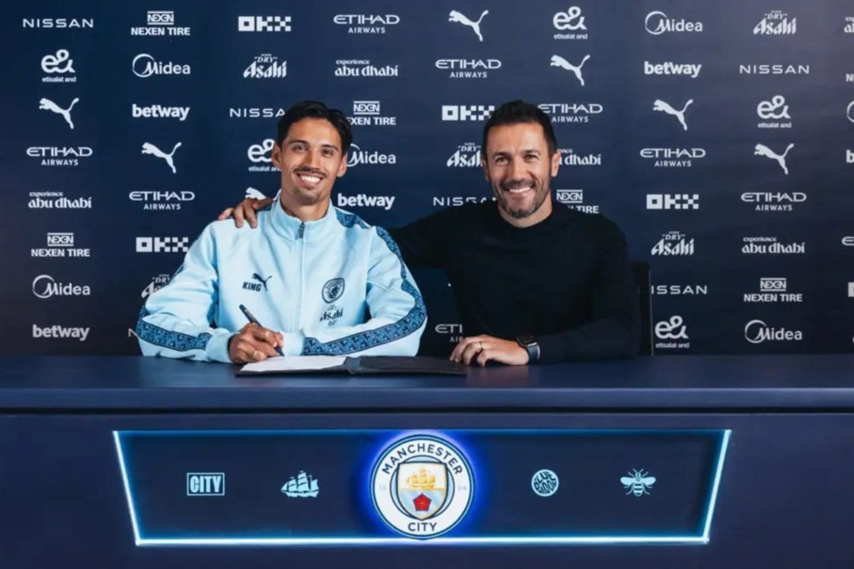 Manchester City resmi umumkan rekrut gelandang asal Belanda Tijjani Reijnders dari AC Milan