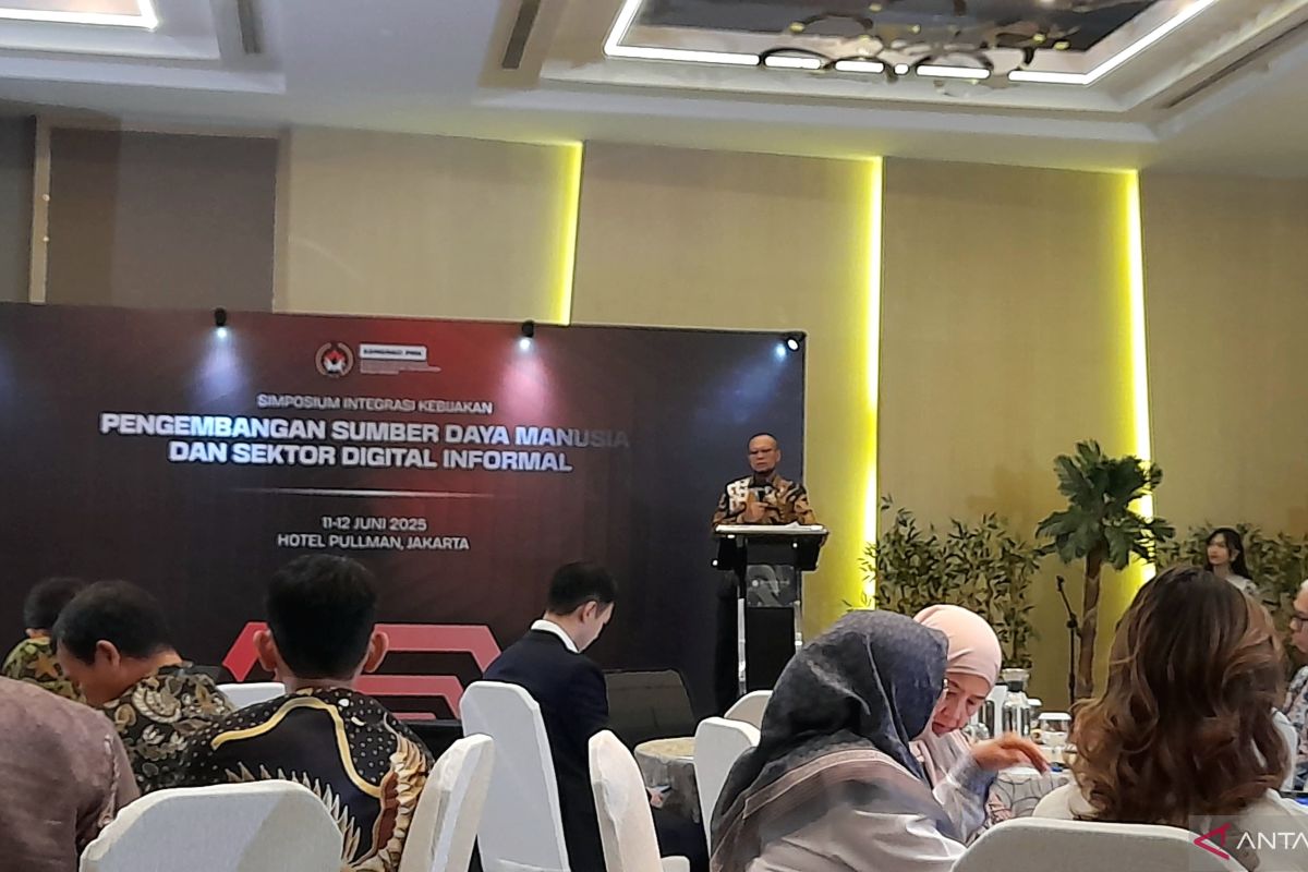 Govt outlines transformation to narrow digital talent gap