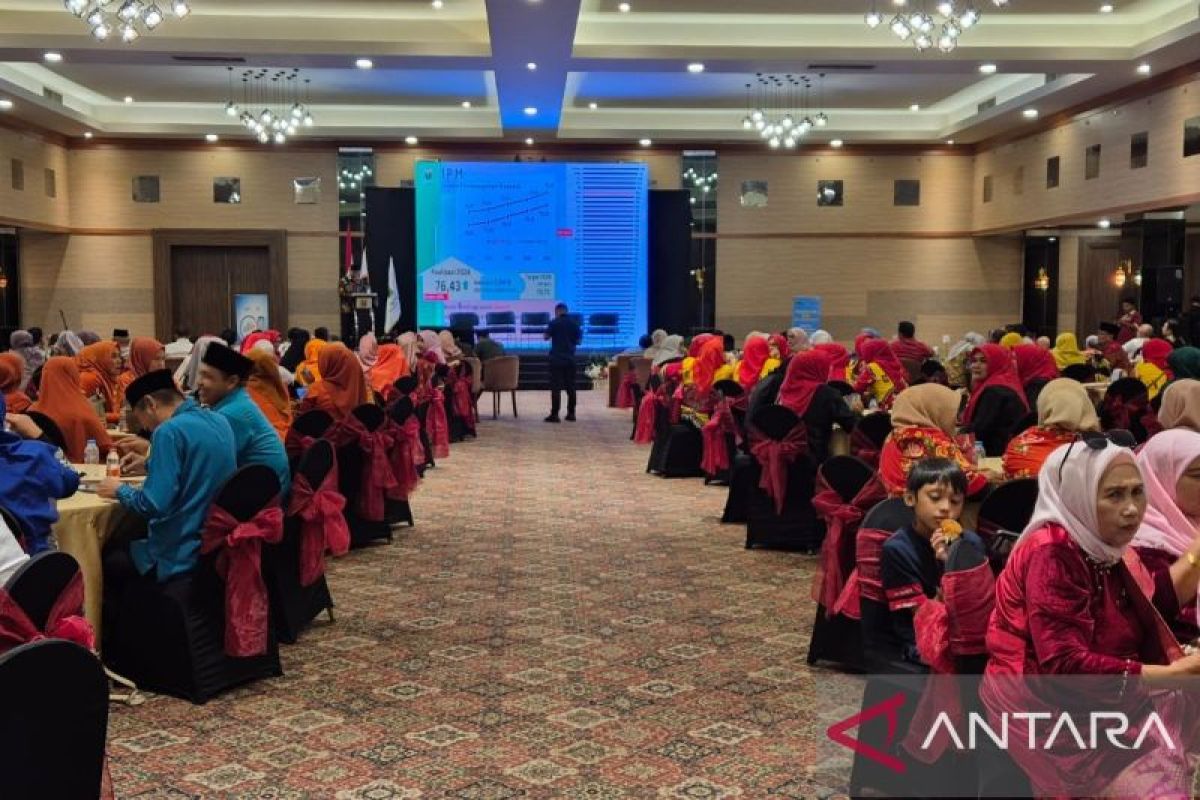 Gubernur Mahyeldi Ajak Apical Group Perluas Investasinya di Sumbar