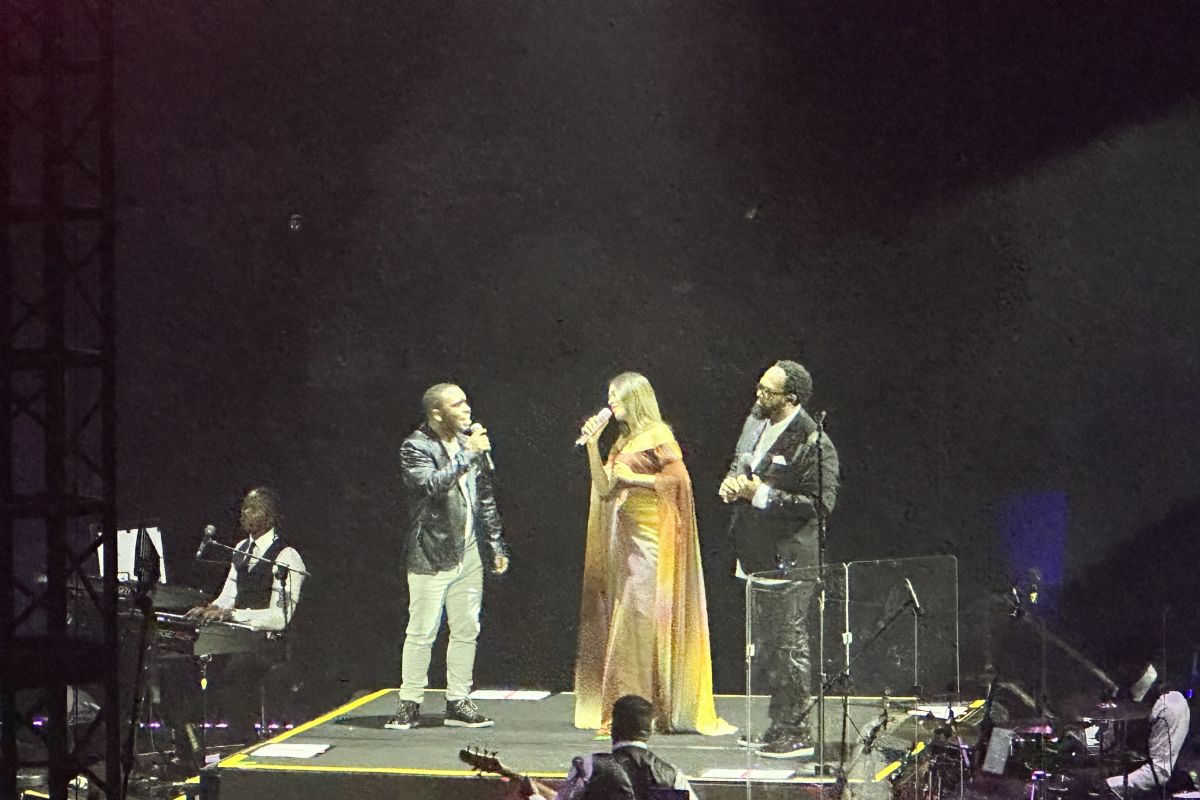 Kolaborasi spektakuler Brian McKnight, All 4 One, dan Raisa